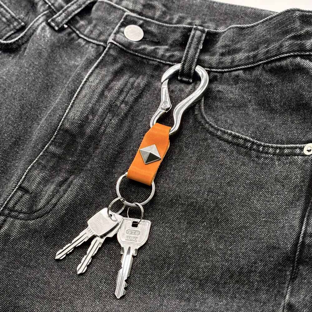 Studs Carabina Key Ring